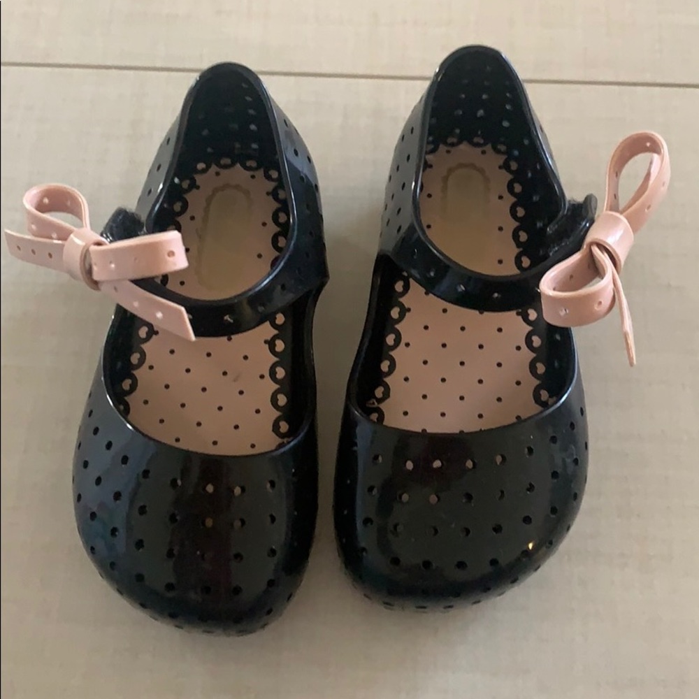 Almost new Mini Melissa shoes size 7